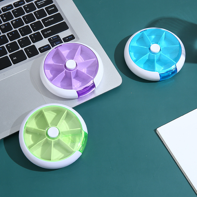1개 무작위 스타일 휴대용 회전식 약통 - 7일 주간  - Laptops 리뷰 및 가격